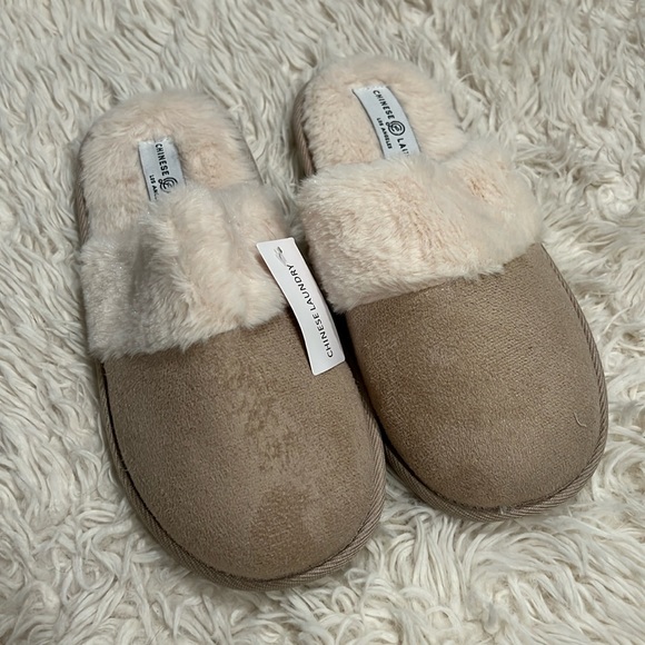 Koda Casual Slipper - Picture 1 of 7
